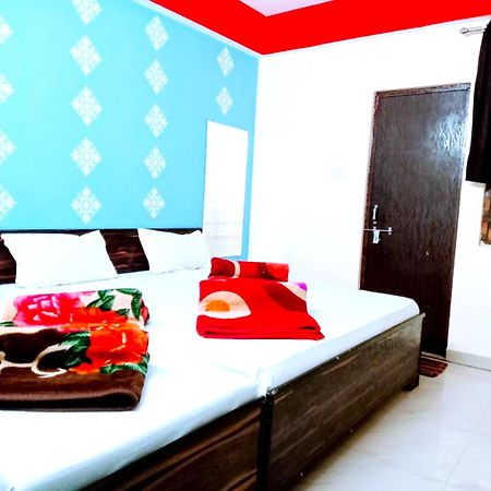 Goroomgo The Shivay Guest House Inn Варанаси Екстериор снимка