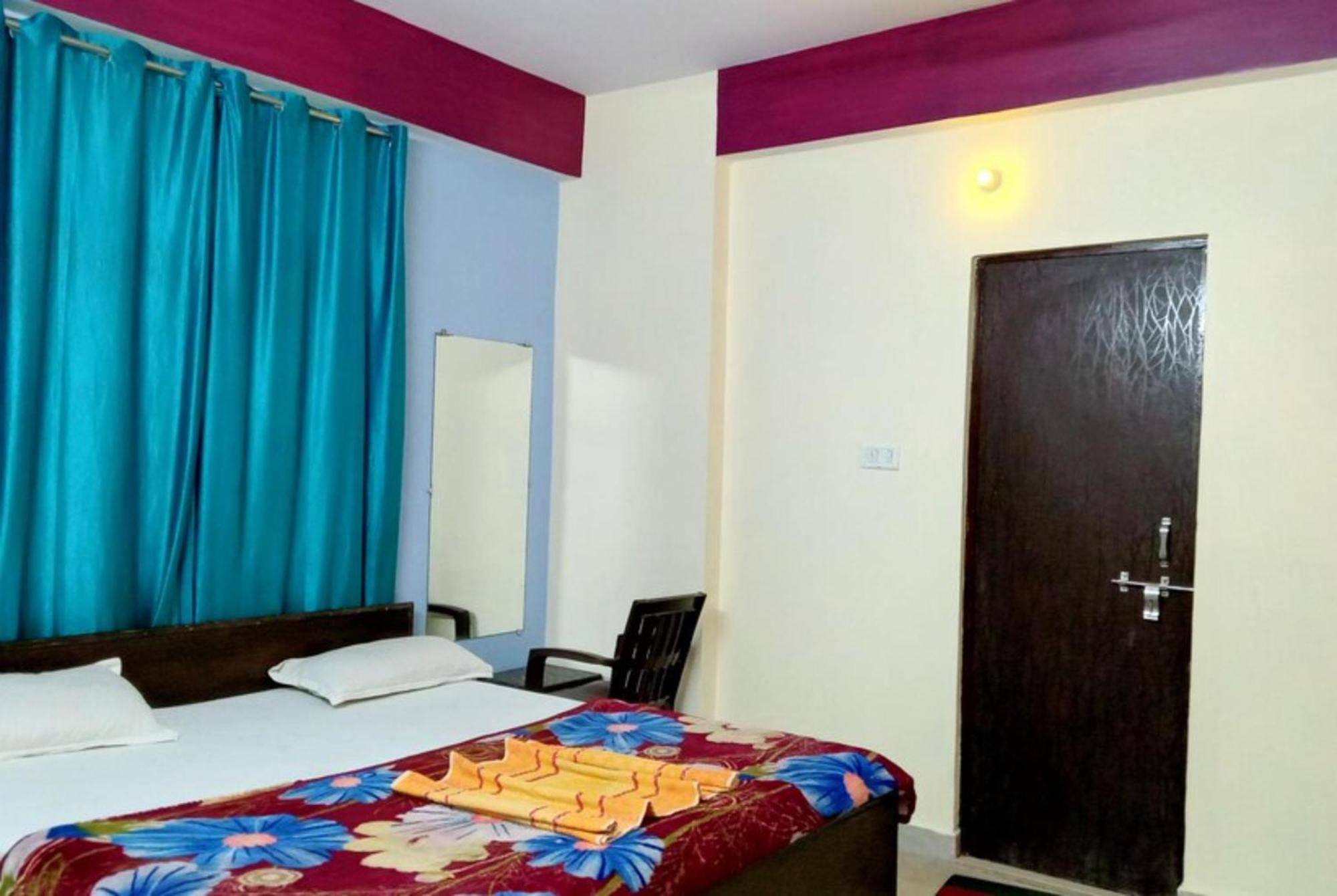 Goroomgo The Shivay Guest House Inn Варанаси Екстериор снимка