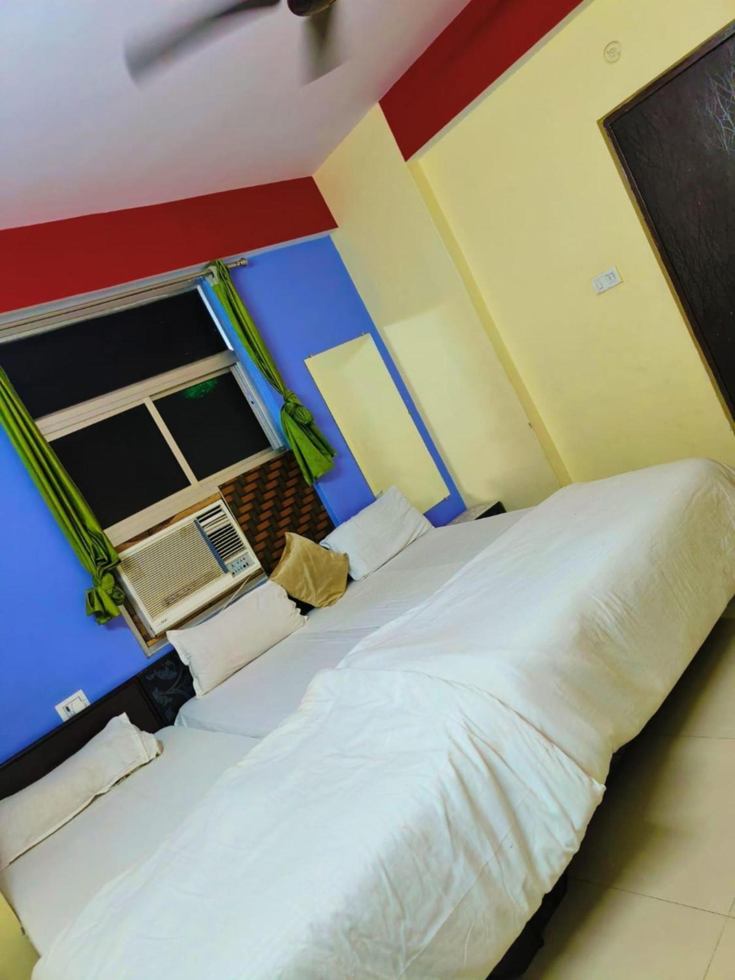 Goroomgo The Shivay Guest House Inn Варанаси Екстериор снимка